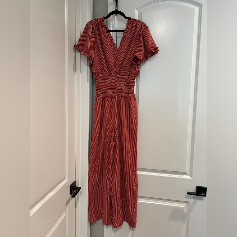 MAX STUDIO NWOT jumpsuit with elastic waist- very stretchy and comfortable